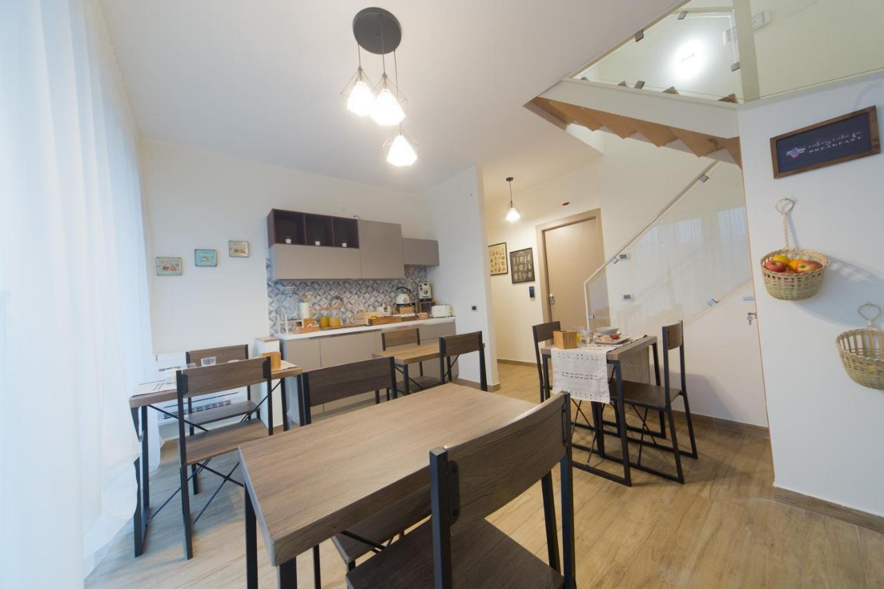 Slow Chic Apartment Beb Policlinico Messina Exterior photo