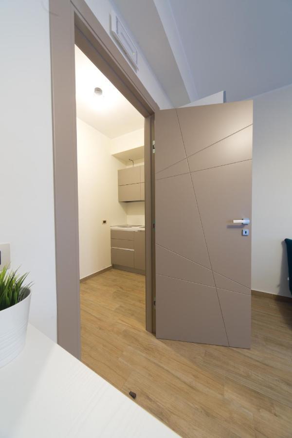 Slow Chic Apartment Beb Policlinico Messina Exterior photo
