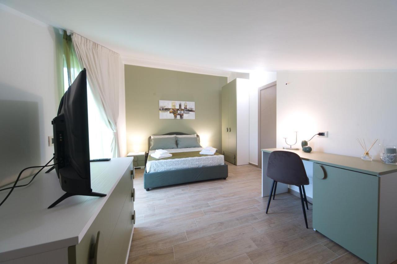 Slow Chic Apartment Beb Policlinico Messina Exterior photo